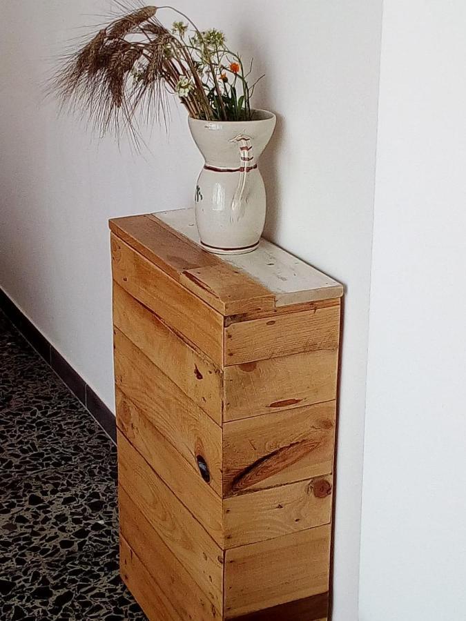 مبيت وإفطار كاسترينيانو دل كابو Cortile Calinea المظهر الخارجي الصورة