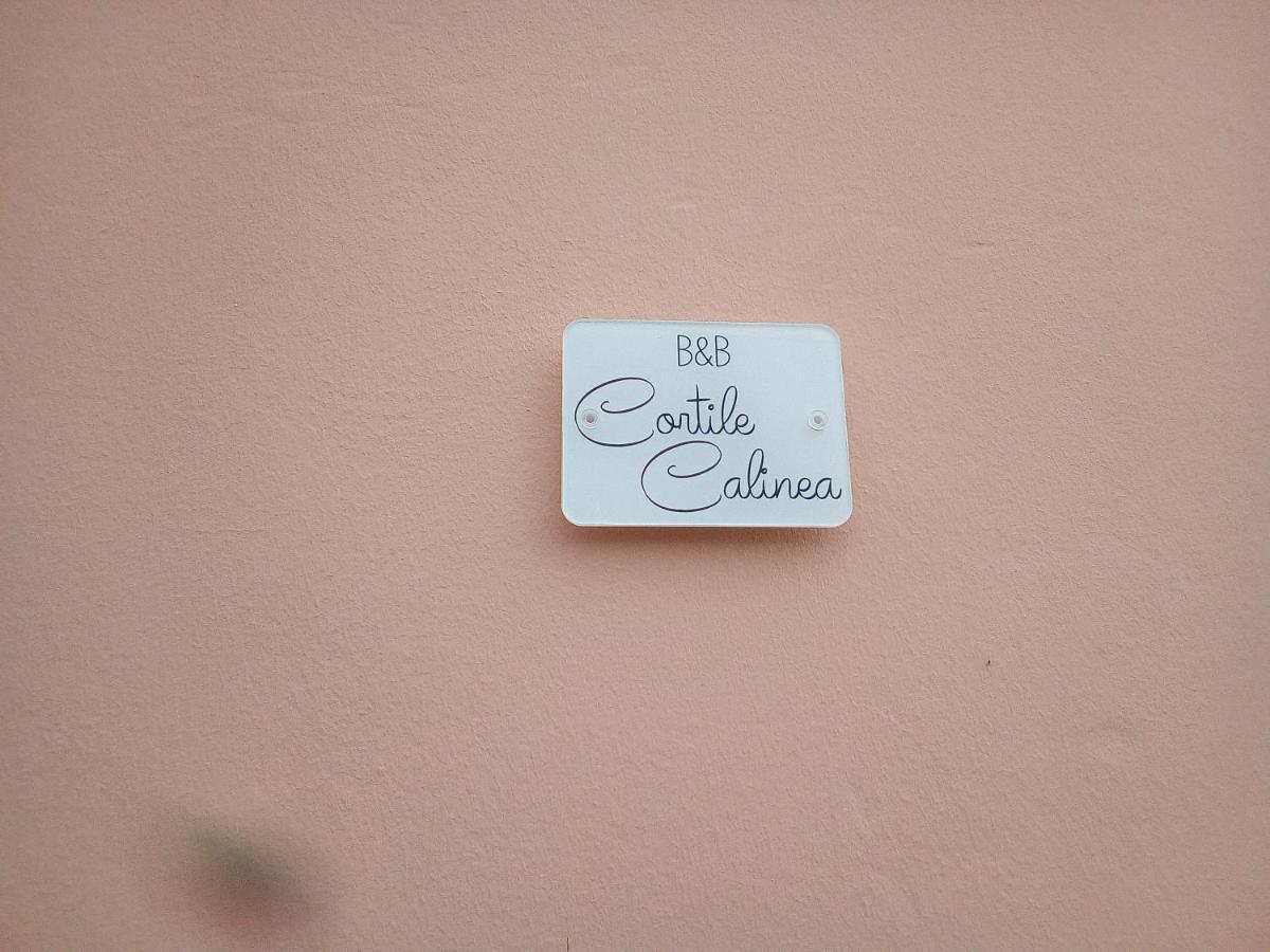 مبيت وإفطار كاسترينيانو دل كابو Cortile Calinea المظهر الخارجي الصورة
