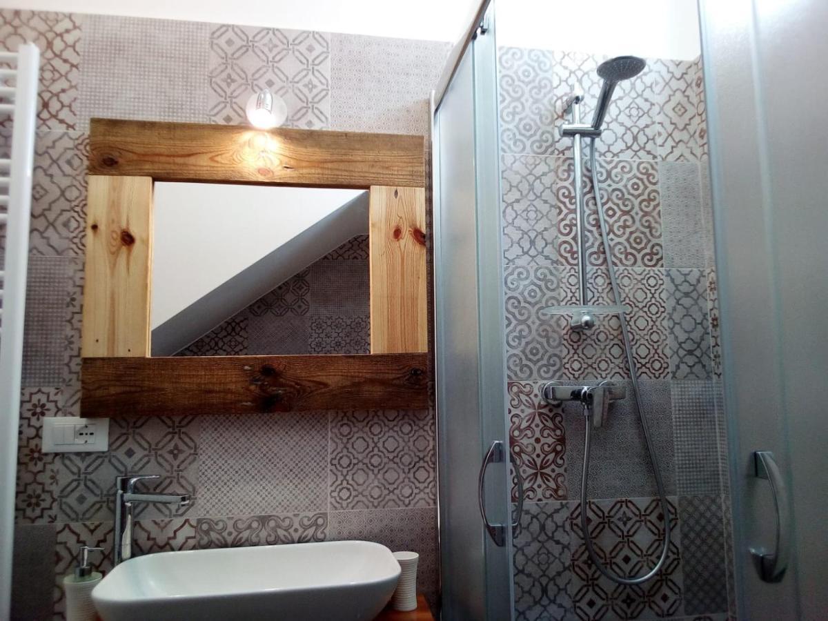 مبيت وإفطار كاسترينيانو دل كابو Cortile Calinea المظهر الخارجي الصورة